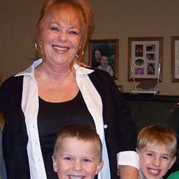 Meet your Posher, Ruth - Picture 1 of 1